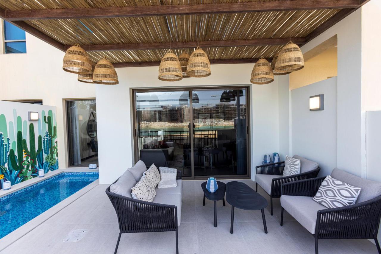 The Townhouses The Pearl Doha Exterior photo