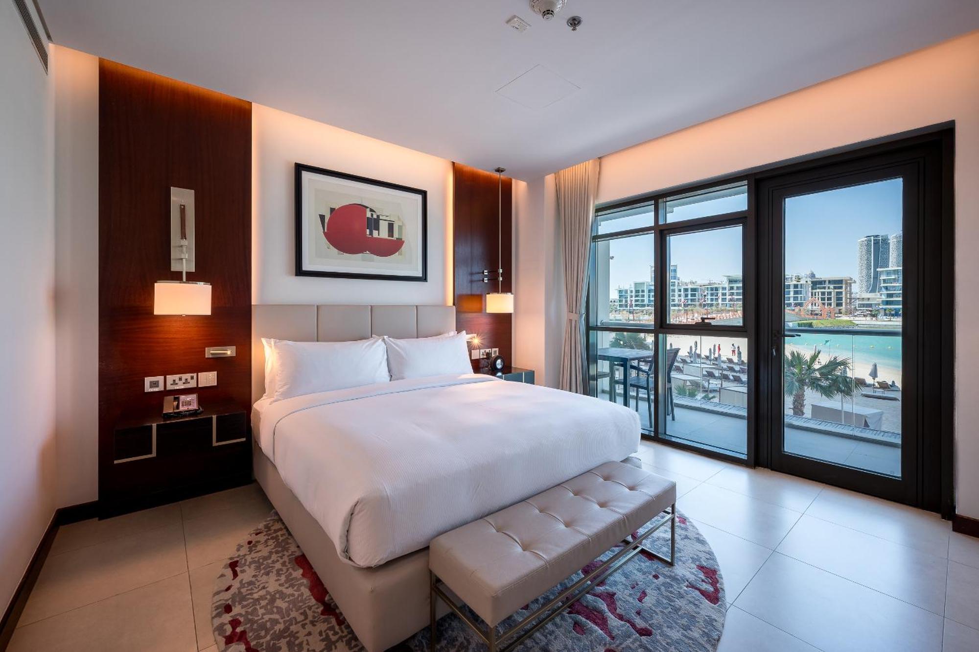The Townhouses The Pearl Doha Exterior photo